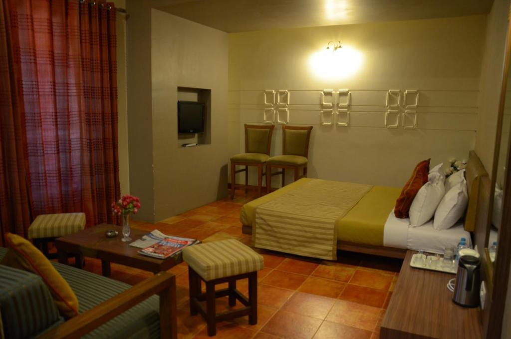 Hotel Chandralok Лонавала Номер фото