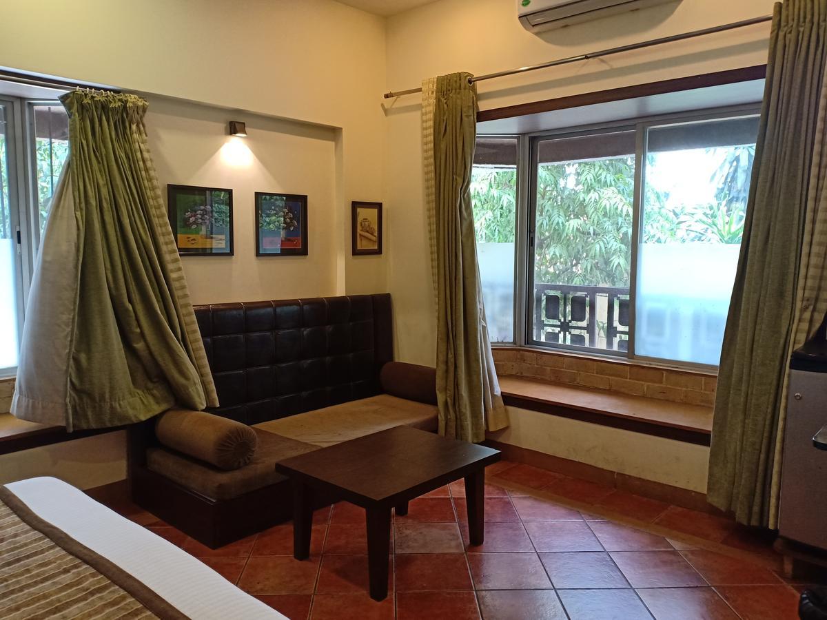 Hotel Chandralok Лонавала Экстерьер фото