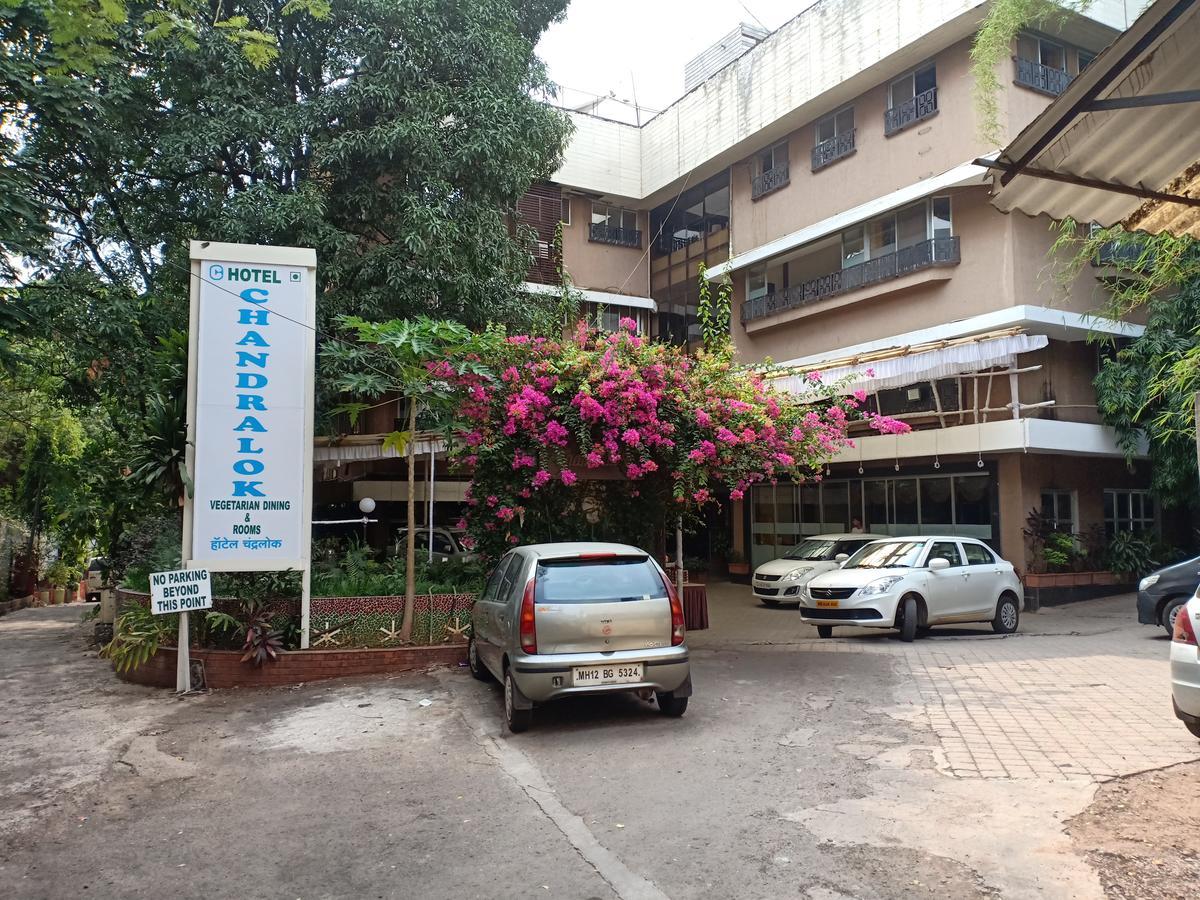Hotel Chandralok Лонавала Экстерьер фото
