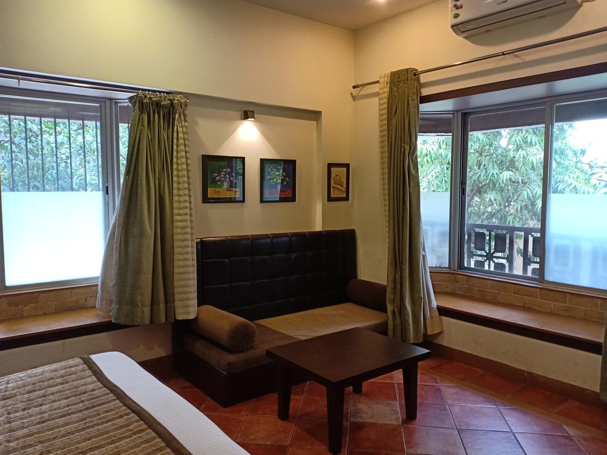 Hotel Chandralok Лонавала Экстерьер фото